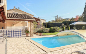 3 Bedroom Beautiful Home In Espeluche